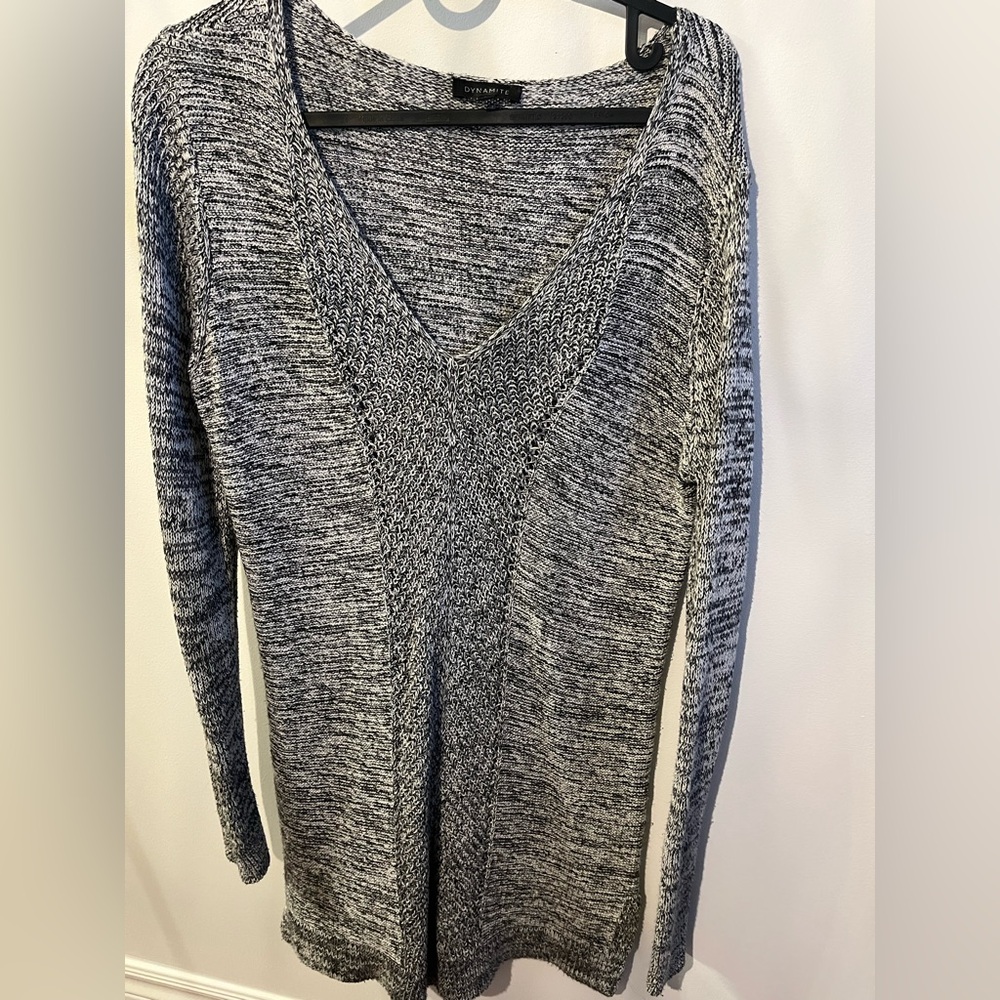 Dynamite V-Neck Sweater - Gray Mix